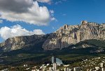 Воды в подземных водоносных горизонтах под  Крымом много, но она уходит на Украину