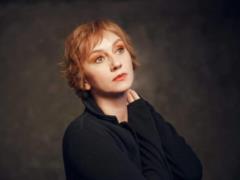 Возмущенная известная актриса пожаловалась на  Укрзализныцю :  Мы для вас люди, или кто 