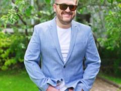 Мужній Олександр Пономарьов у формі поліцейського розбурхав уяву фанаток