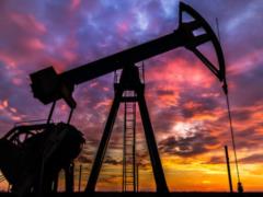 Нефть дешевеет на фоне пика COVID-заболеваемости в Индии