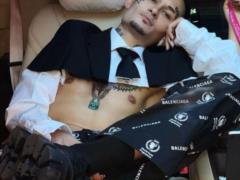 Morgenstern completely naked in front of his bride s parents