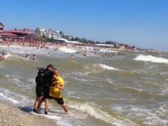 В Бердянске во время купания в море утонул харьковчанин