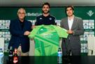 Betis signed the Portuguese goalkeeper