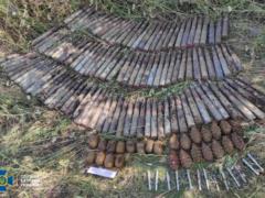 SBU discovered cache with artillery shells and grenades of militants