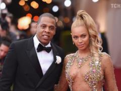A fire broke out at Beyonce and Jay-Z s estate - a can of gasoline was found inside