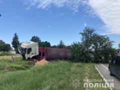 На Черкащине в ДТП с грузовиком погибла семья