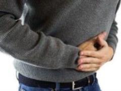 3 early key symptoms of rectal cancer named