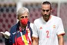 Minguez is injured again in the match for the Spanish national team