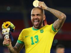 Трофей Олімпіади-2020 став для Дані Алвеса 43 в кар єрі