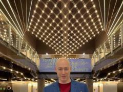 Дмитрий Гордон тогда и сейчас: как выглядел ведущий с шевелюрой и густой бородой