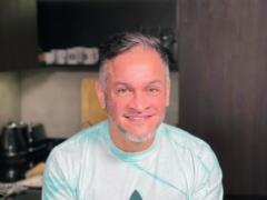 Эктор Хименес-Браво ошеломил фото, где предстал со второй степенью ожирения