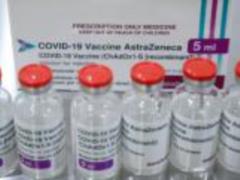 Число привитых первой дозой вакцины от коронавируса превысило в Украине 5 млн человек