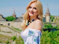 Ирина Федишин показала, как травмировалась на концерте в Киеве
