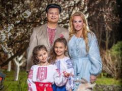 День Независимости Украины: Билык, Витвицкая, Камалия и другие звезды поздравили с праздником