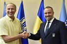 УАФ представит тренерский штаб Петракова 29 августа