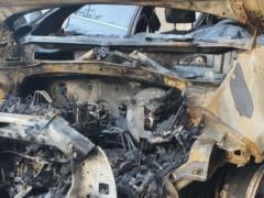 В Харькове сгорели два автомобиля и автобус