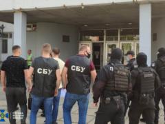 Химическое предприятие сливало отходы в Северский Донец