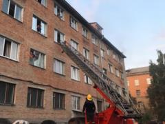 В Умани горело общежитие. Эвакуированы 20 человек