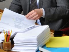 Законопроект об олигархах направился в Венецианскую комиссию