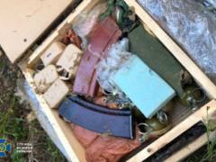 Во время учений на границе с Беларусью СБУ обнаружила реальный оружейный арсенал