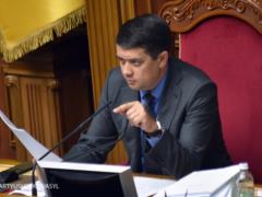В ОПУ серьезно задумались над отставкой Разумкова – СМИ