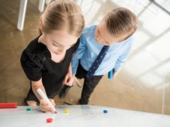 Желтая зона в Украине: садики будут работать, а 1-4 классы будут учиться очно