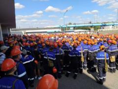 Workers who announced strikes at their factories are detained in Belarus
