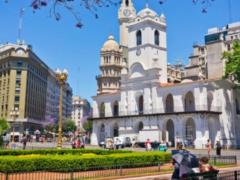 Argentina will open to tourists from October 1