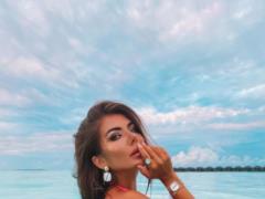Sofia Stuzhuk topless erotically stuck out her lush buttocks in the jacuzzi