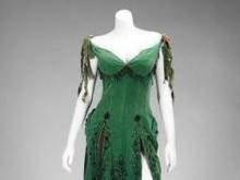We select a dress according to the type of figure