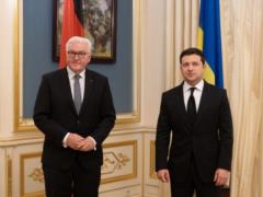 Зеленский обсудил с президентом Германии посредничество в нормандском процессе