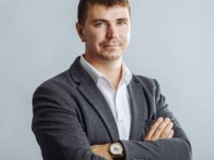 Следствие рассматривает две версии смерти депутата Полякова