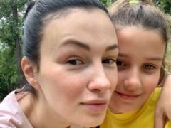 Настя Приходько похвасталась дочкой-копией себя