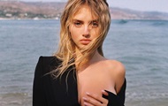 Метеорит на подушке и рекордная шаурма: фото дня