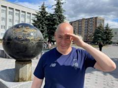 Дмитрий Гордон с волосами и томным взглядом показал себя 30 лет назад