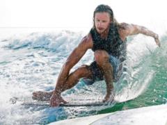 Handsome surfer: what does Ekaterina Osadchy s brother look like