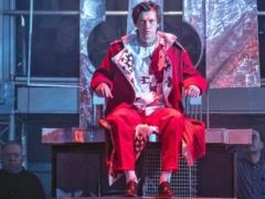 Терновая сорочка короля: в Харькове отгремела премьера оперы