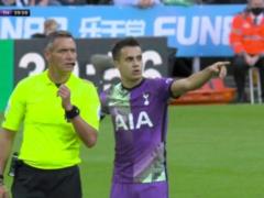 Матч АПЛ был прерван из-за сердечного приступа у болельщика на трибунах