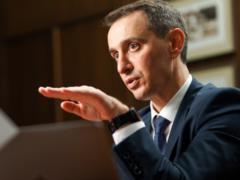 Людям с противопоказаниями к вакцинации с 8 ноября начнут выдавать справки, - Ляшко