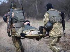 За сутки на Донбассе 14 обстрелов, один украинский боец ранен