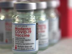 До конца этой недели Украина получит около 3 млн доз вакцины Moderna