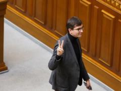 Либо Разумков, либо мандат: в  Слуге народа  отреагировали на создание межфракционного объединения в Раде