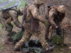 Боевики на Донбассе ранили украинского военнослужащего
