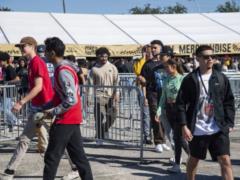 В Сети появились видео, как медики реанимируют людей на фестивале в США: 8 человек погибли