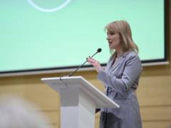 Партию  Слуга народа  возглавила Елена Шуляк