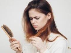 Scientists say alcohol triggers hair loss: why