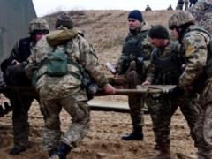 На Донбассе боевики ранили украинского воина, его госпитализировали