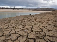 Оккупанты жалуются, что в Крыму теряют половину воды из-за дырявых труб