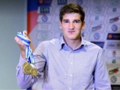 Молодой украинский гребец-чемпион умер от осложнений коронавируса