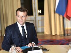Макрон планирует переговорить с Зеленским и Путиным